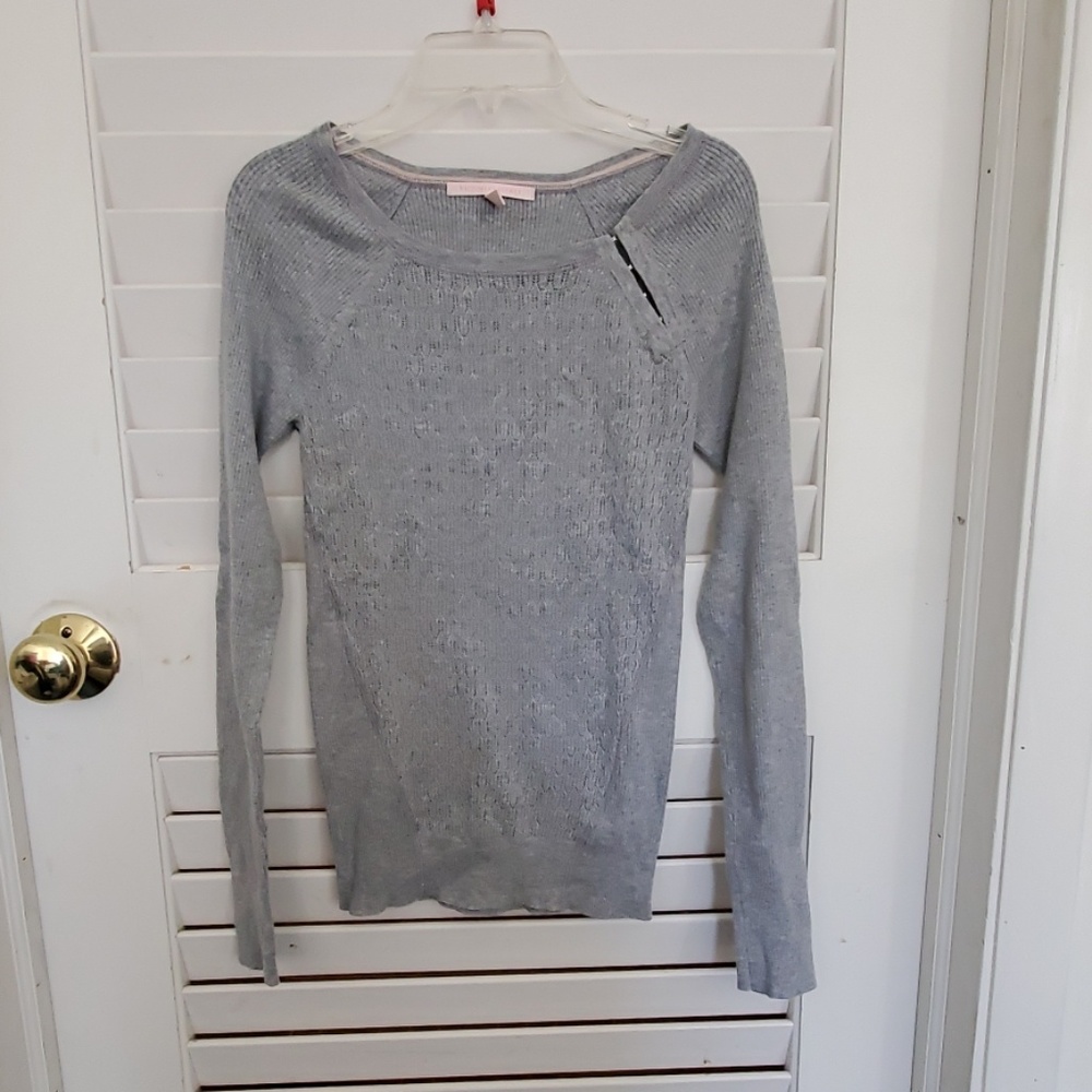 Victoria Secret Gray sweater size small